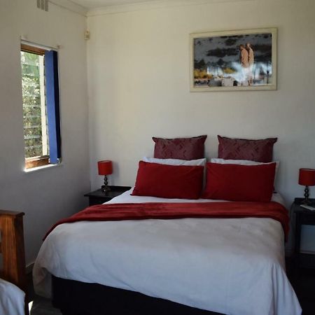 Oudtshoorn Homestay Accommodation Exterior foto