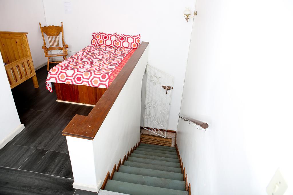 Oudtshoorn Homestay Accommodation Exterior foto